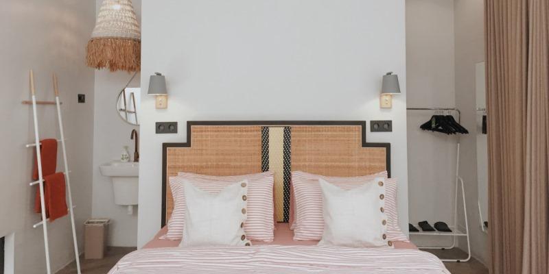 Guru Giri, Penginapan dengan Suasana Sejuk di Puncak Bukit Bantul