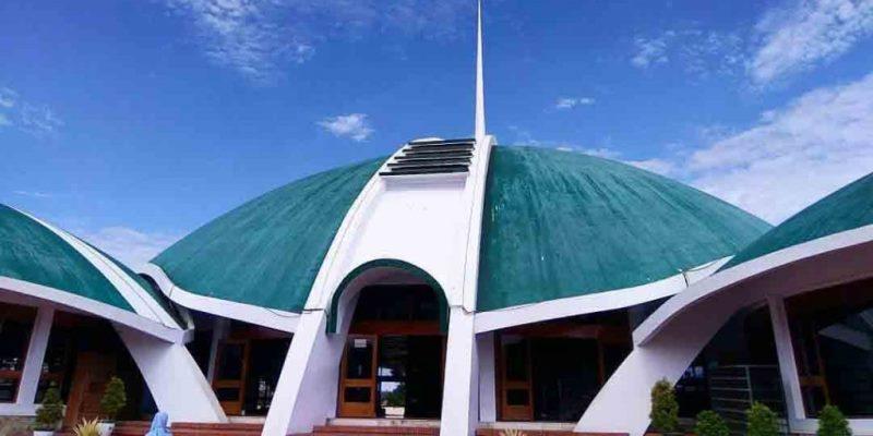 Masjid Jamik Lama Jember, Masjid dengan Aksitektur Khas Belanda