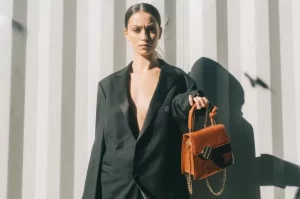 10 Saran Fashion Agar Tampil Berbeda dan Penuh Keyakinan