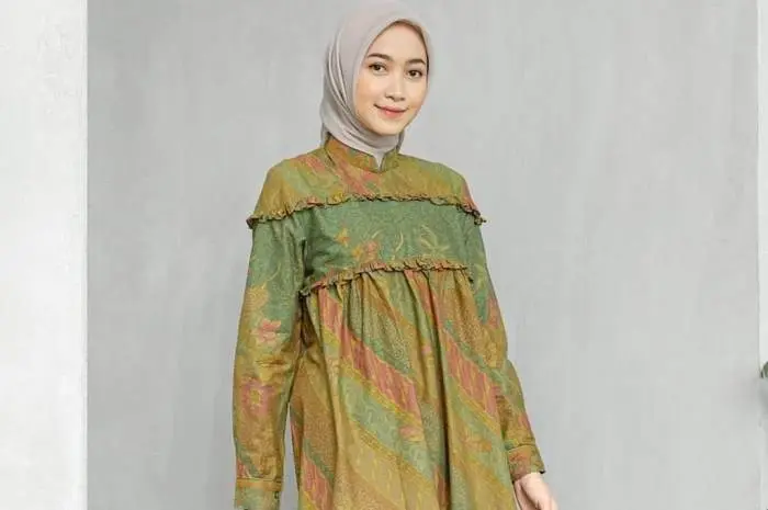 Baju Batik Wanita Kombinasi