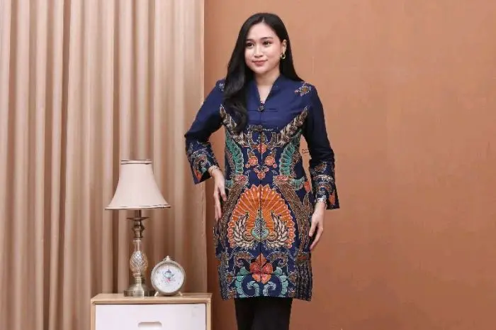 Baju Batik Wanita Tunik