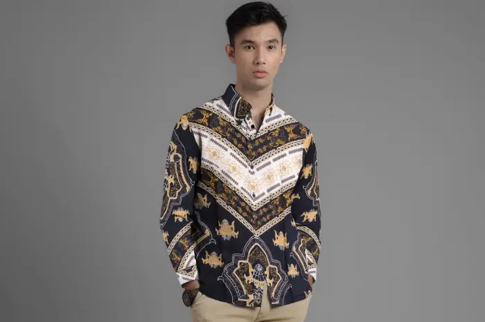 Batik Pria Lengan Panjang