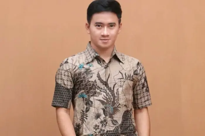 Batik Pria Lengan Pendek