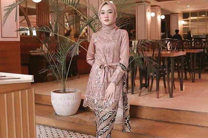 Kebaya Muslim Batik