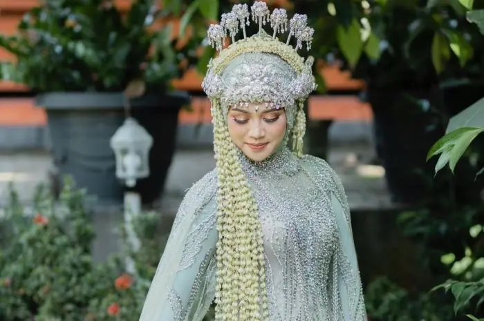 Kebaya Pengantin Sunda