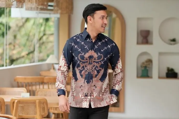 Kemeja Batik Pria Mewah