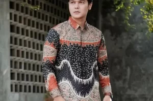 Model Baju Batik Pria