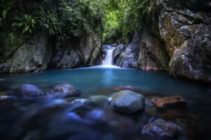 Curug Leuwi Hejo, Air Terjun Tersembunyi di Bogor yang Dekililingi Tebing Eksotis