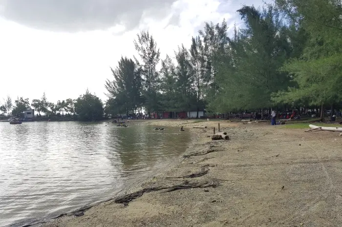 Pantai Marina Batam, Surga Tropis yang Menawan di Ujung Barat Indonesia