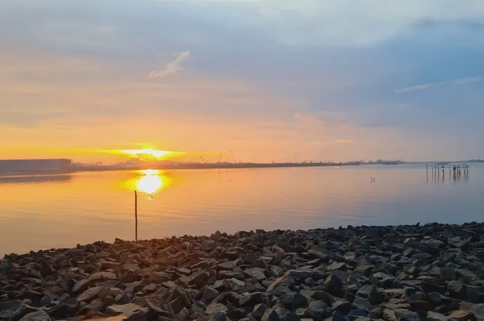 Taman Rekreasi di Sekitar Pantai Marina