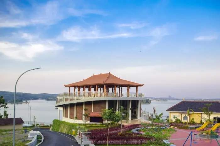 Wisata Tirta Waduk Cacaban