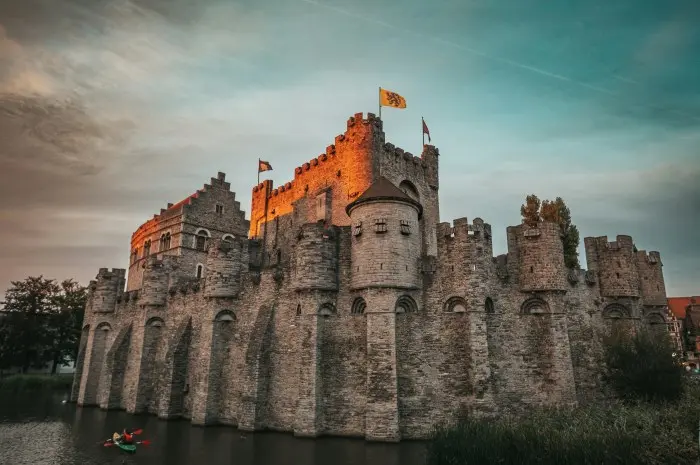 Kastil Gravensteen (Ghent)